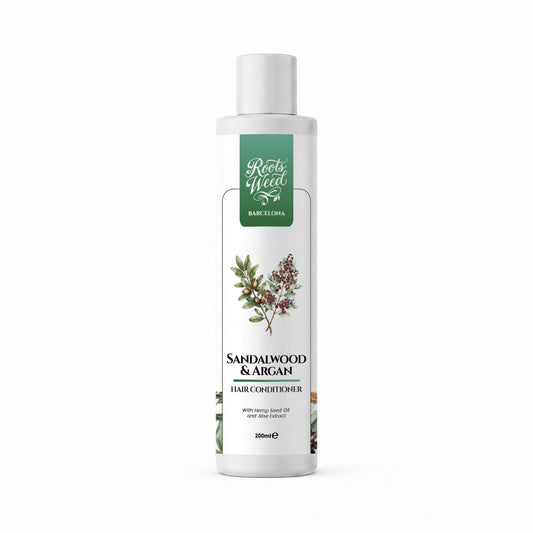KÖRPERLINDERNDES CBD MASSAGEÖL